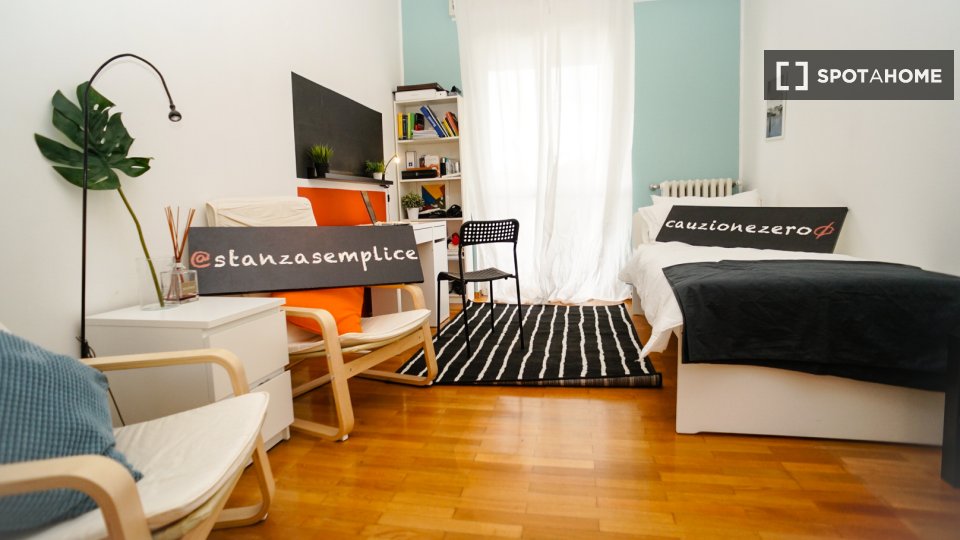 Double room Milan, 4 beds — photo 6