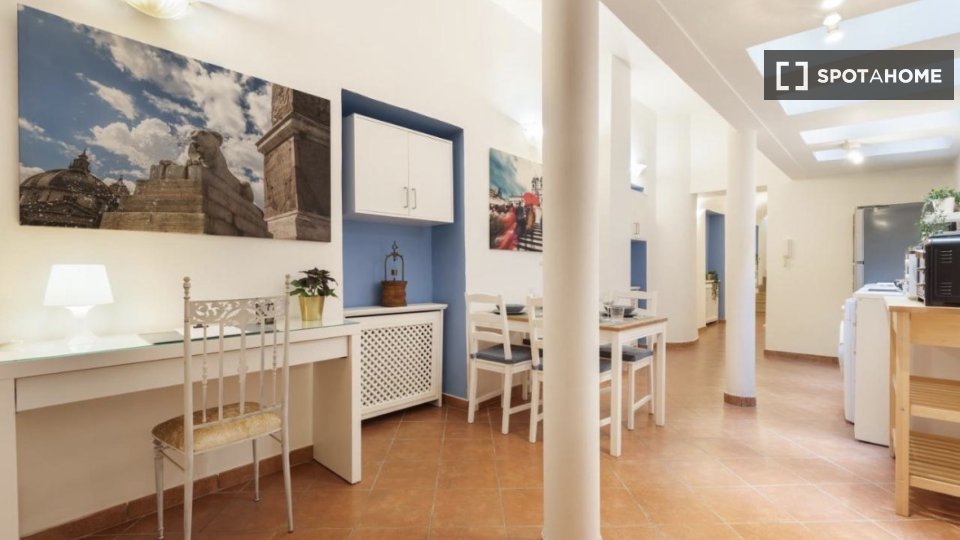 Apartment Rome, 1 bed, 70m² — photo 9