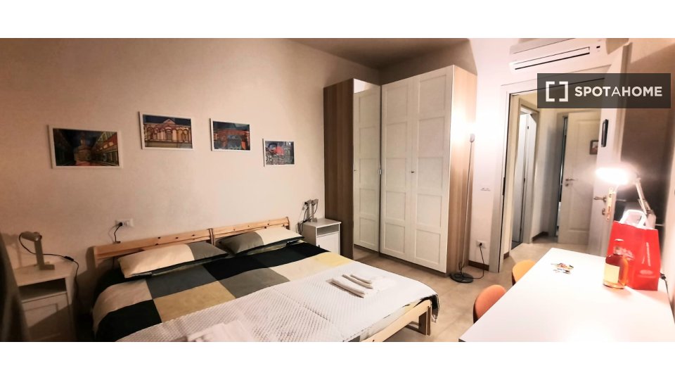 Double room Florence, 2 beds, 80m² — photo 2