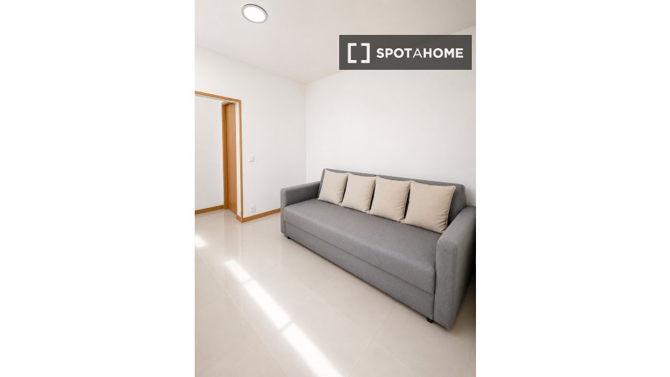 Apartment Madrid, 4 beds, 100m² — photo 13