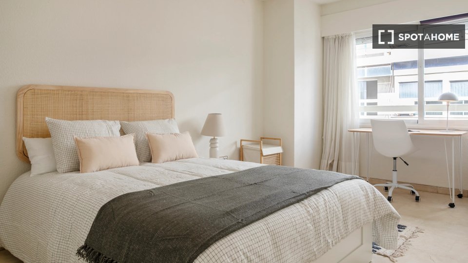 Double room Alicante, 6 beds — photo 6