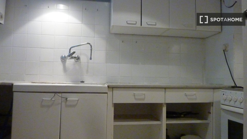 Double room Barcelona, 5 beds, 100m² — photo 12