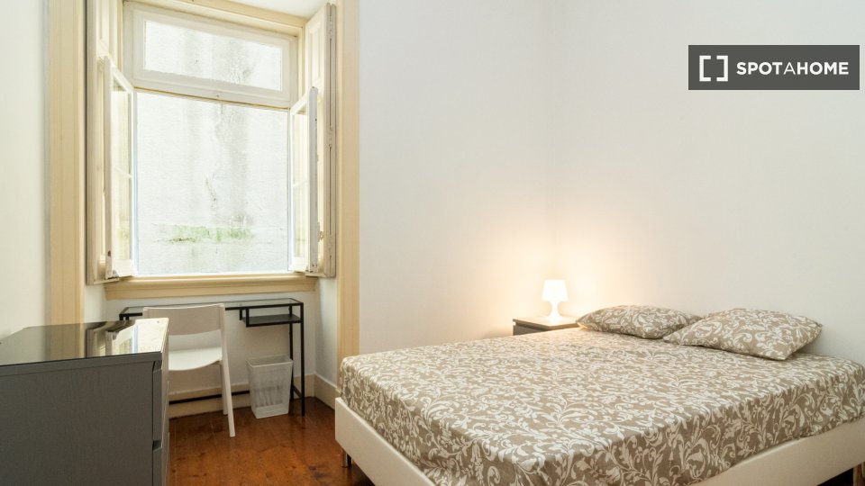 Double room Lisbon, 11 beds — photo 5