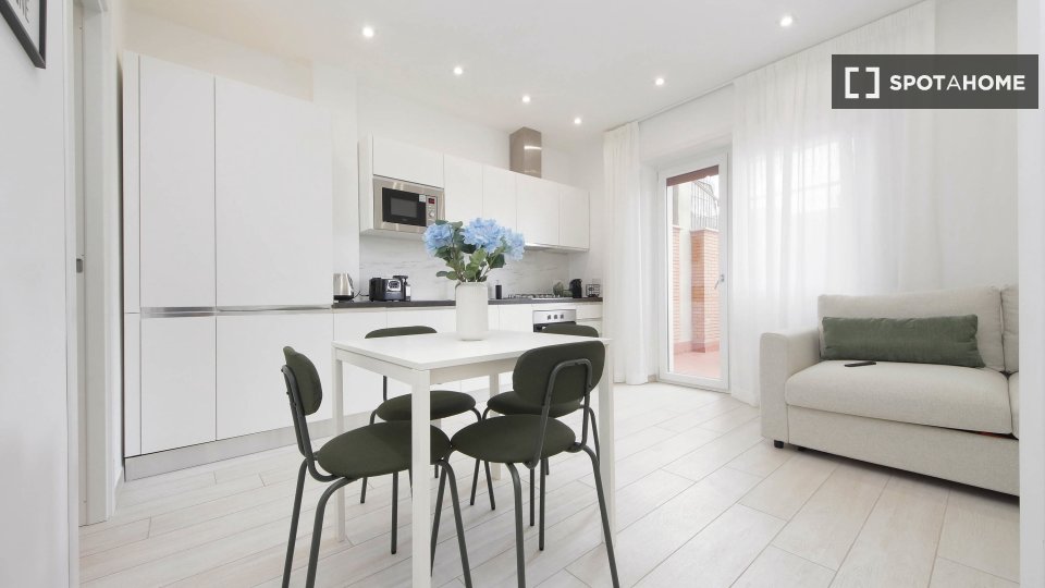Apartment Rome, 1 bed — photo 15