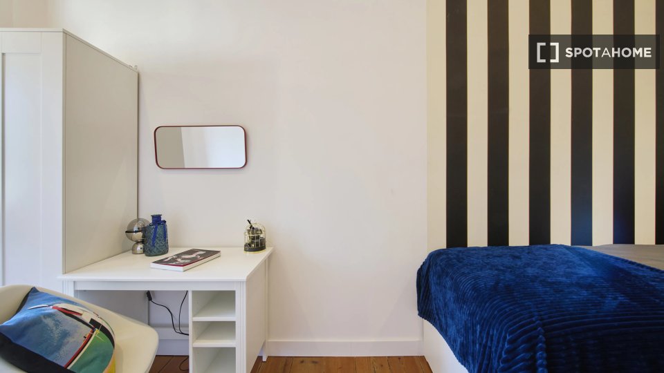 Double room Lisbon, 7 beds — photo 10