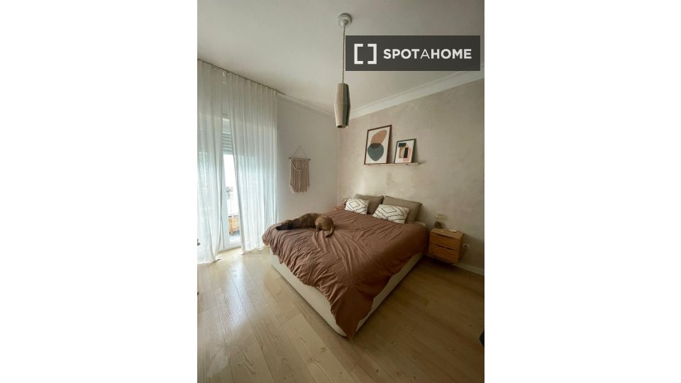 Double room Lisbon, 2 beds, 70m² — photo 6