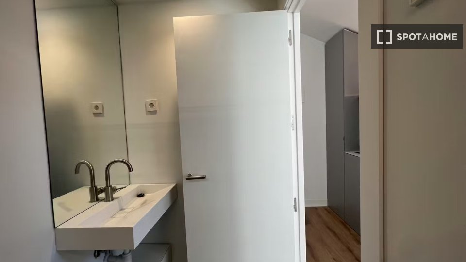 Apartment mono Madrid, 20m² — photo 17