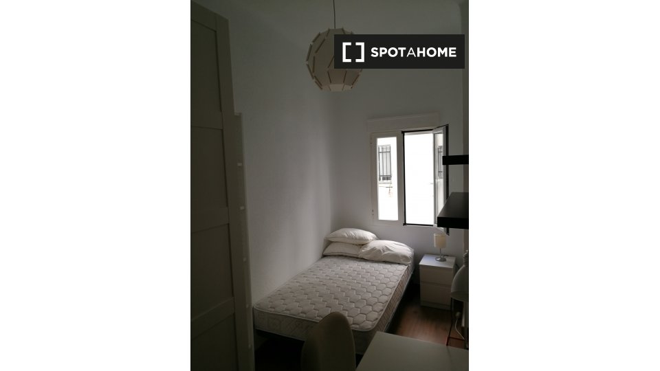 Apartment Madrid, 5 beds, 120m² — photo 7