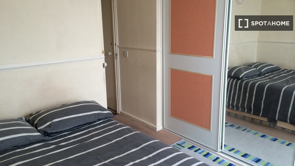 Double room London, 4 beds, 70m² — photo 7