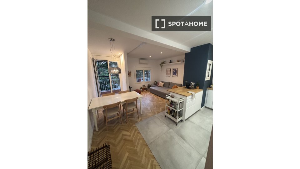 Apartment Barcelona, 2 beds, 65m² — photo 8