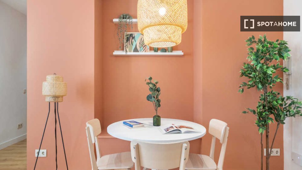 Double room Madrid, 8 beds — photo 20