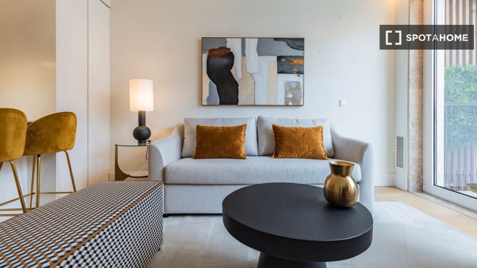Apartment Lisbon, 1 bed — photo 10