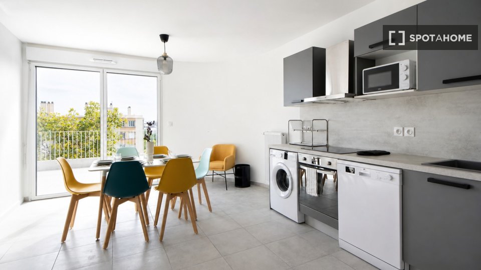 Double room Lyon, 5 beds — photo 40