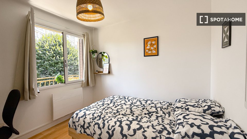 Double room Lyon, 3 beds, 66m² — photo 14