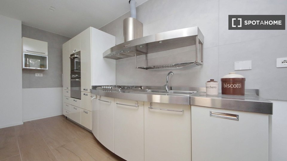 Apartment Rome, 2 beds, 137m² — photo 7