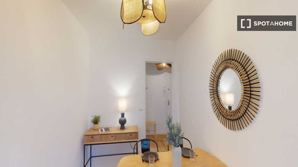 Double room Paris, 4 beds, 80m² — photo 4