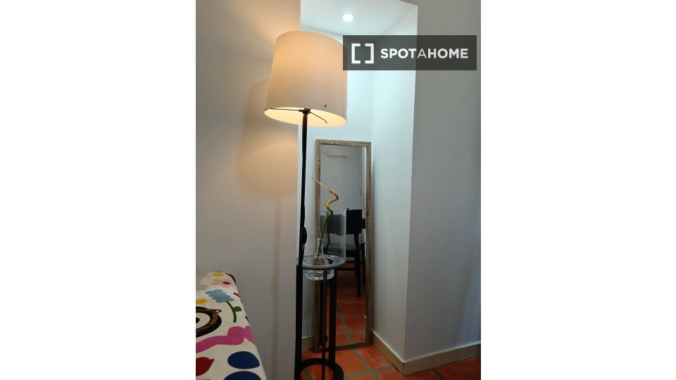 Apartment mono Lisbon, 38m² — photo 8
