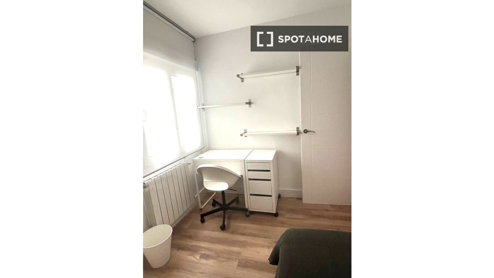 Apartment Madrid, 4 beds — photo 16