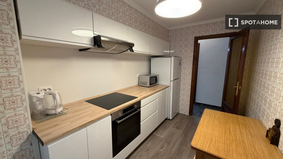 Double room Valencia, 5 beds, 120m² — photo 5