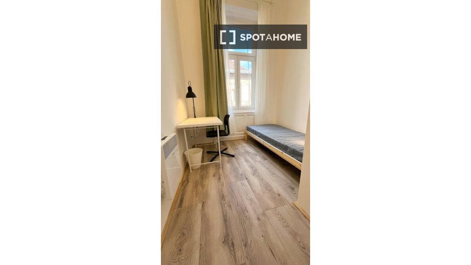 Double room Budapest, 7 beds — photo 2