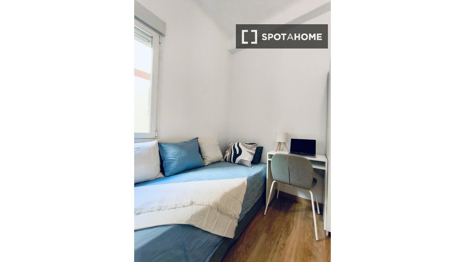 Camera doppia Madrid, 7 camere, 132m² — foto 2