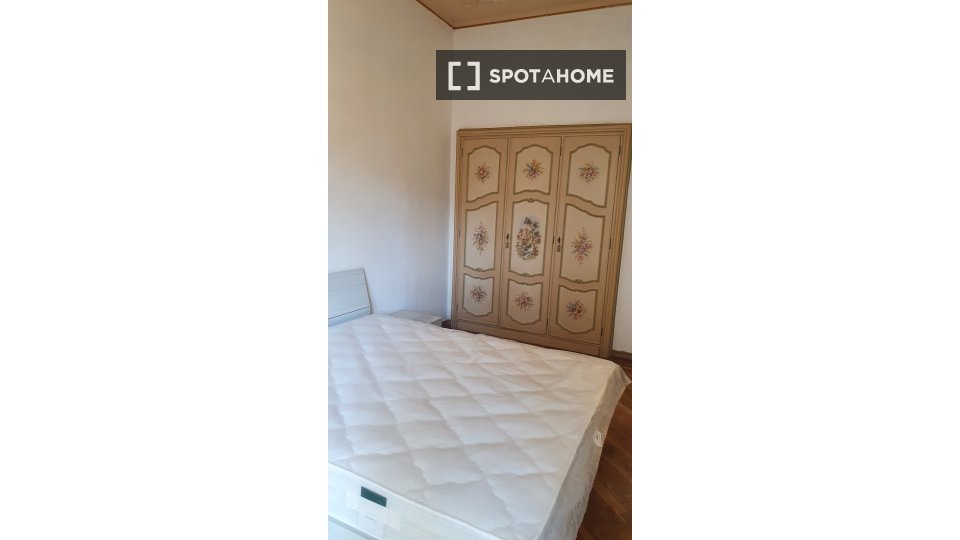 Double room Turin, 6 beds, 182m² — photo 2
