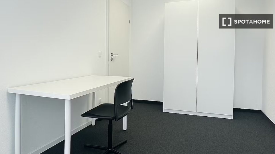 Double room Munich, 2 beds — photo 2