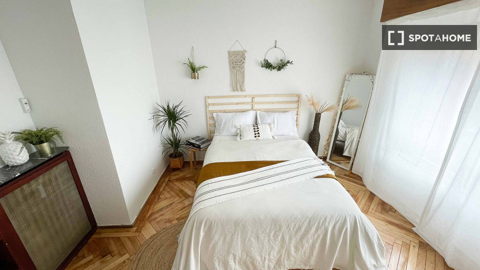 Double room Madrid, 7 beds — photo 13