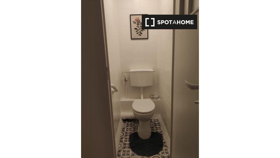 Double room Warsaw, 3 beds — photo 9