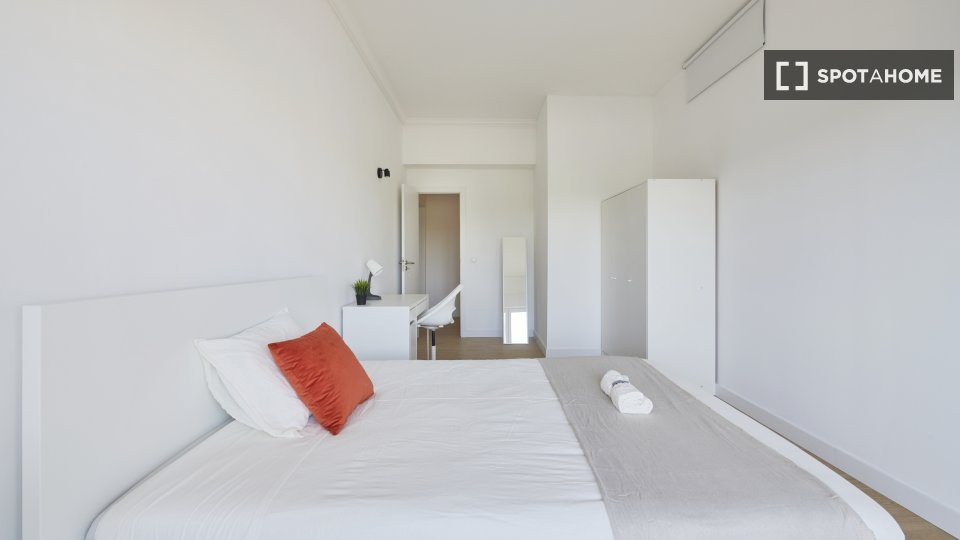 Double room Lisbon, 7 beds — photo 7