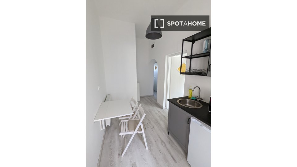 Apartment mono Budapest, 32m² — photo 1