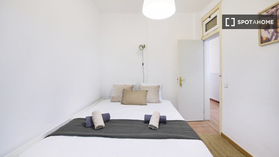 Double room Lisbon, 7 beds — photo 15