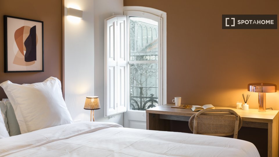 Apartment Barcelona, 1 bed, 52m² — photo 15