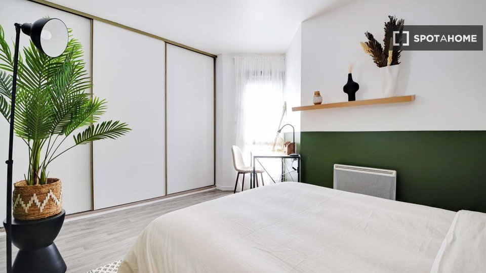 Double room Paris, 5 beds — photo 2