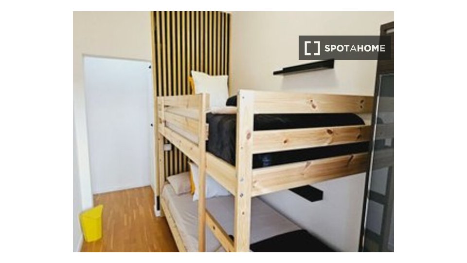 Double room Barcelona, 2 beds — photo 13