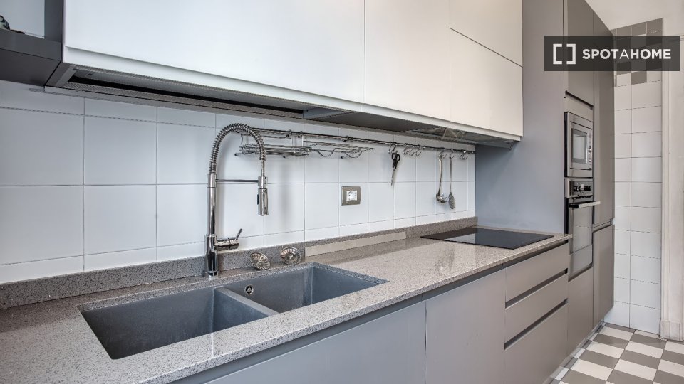 Apartment Milan, 2 beds, 120m² — photo 2