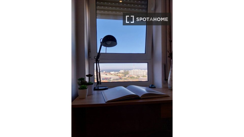 Double room Lisbon, 5 beds — photo 5