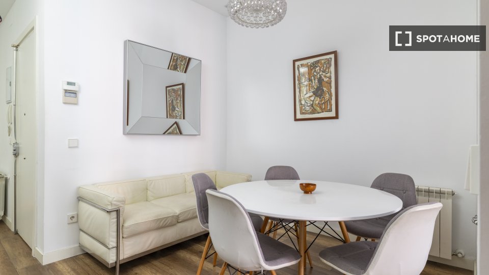 Apartment Madrid, 2 beds, 80m² — photo 7
