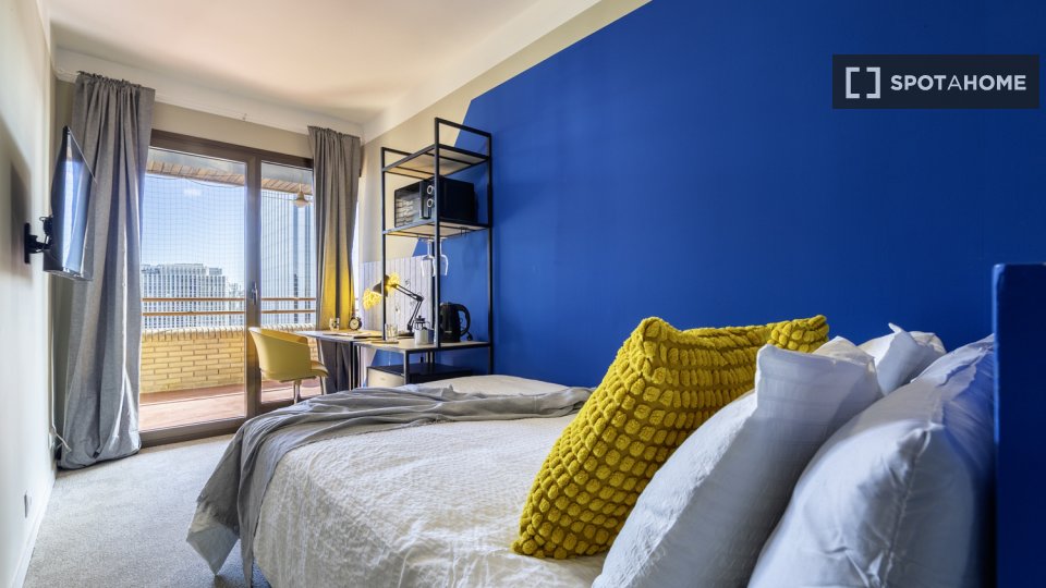 Double room Madrid, 7 beds, 157m² — photo 24