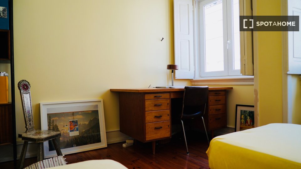 Double room Lisbon, 2 beds, 70m² — photo 16