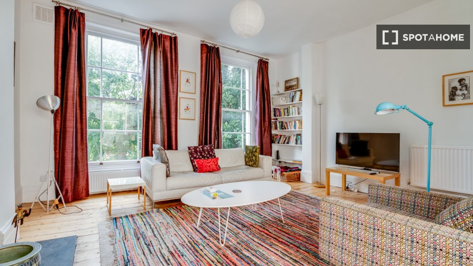 Apartment London, 2 beds — photo 10