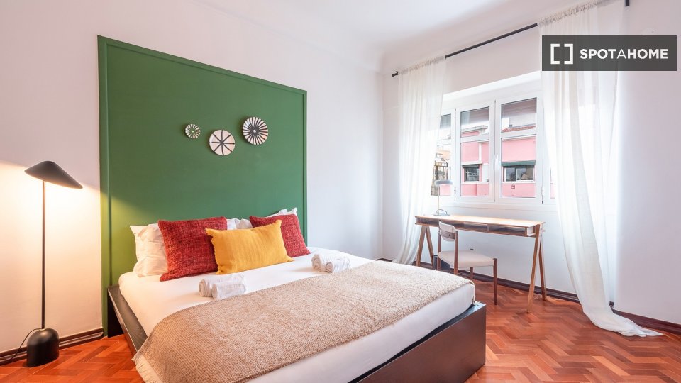 Double room Lisbon, 7 beds — photo 44