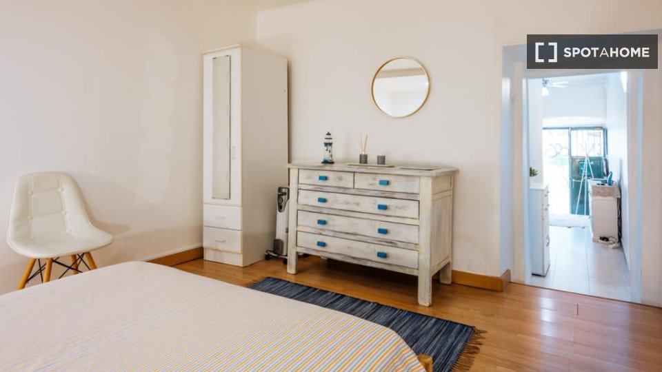 Apartment Lisbon, 1 bed, 50m² — photo 37