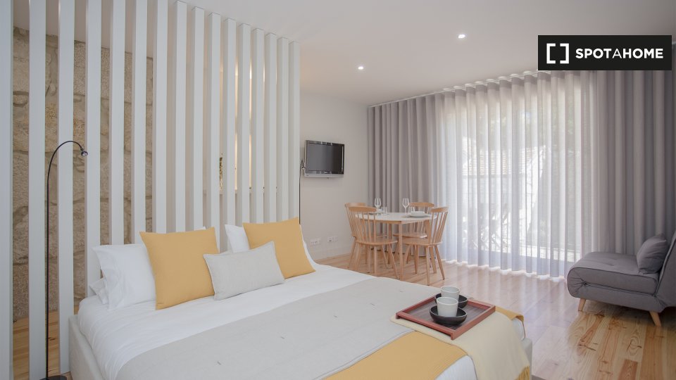 Apartment mono Porto, 47m² — photo 3