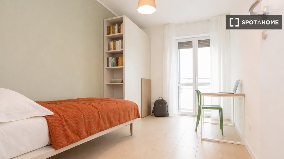 Camera doppia Milano, 3 camere — foto 24