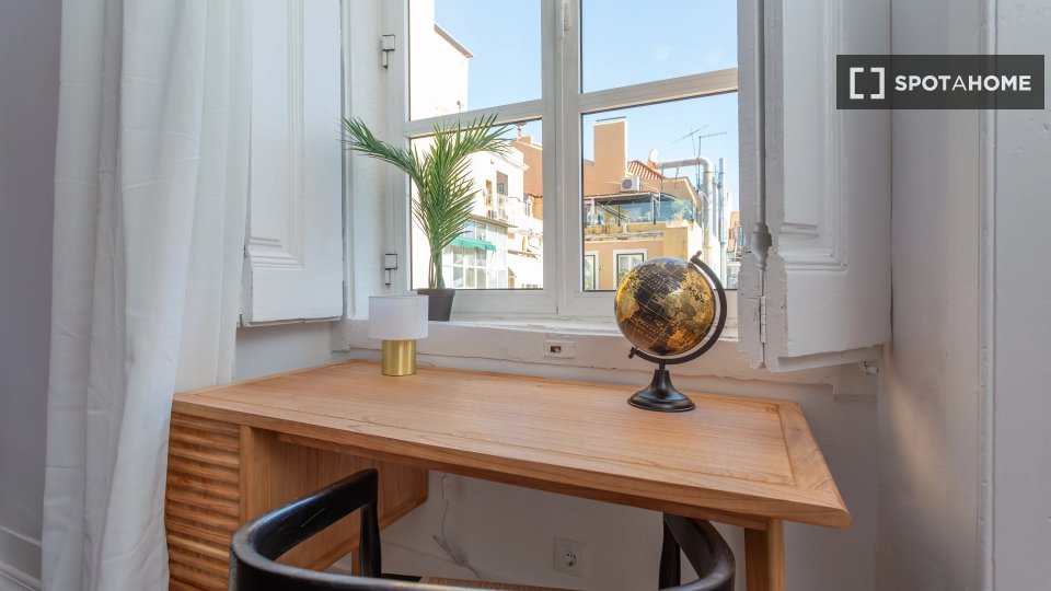 Double room Lisbon, 8 beds — photo 4