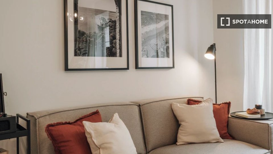 Apartment Lisbon, 1 bed — photo 9