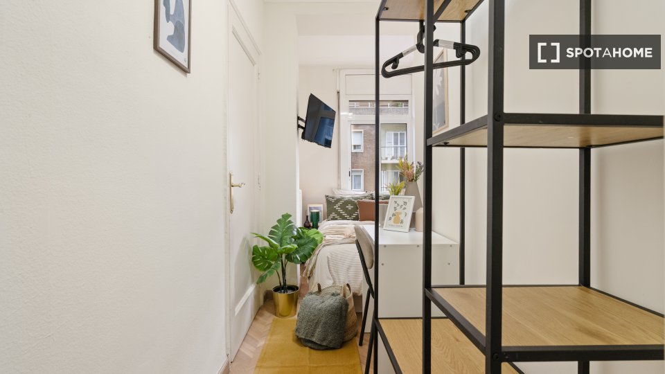 Double room Barcelona, 8 beds, 150m² — photo 48