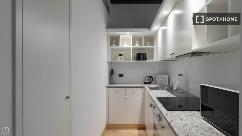 Apartment Milan, 1 bed, 45m² — photo 1