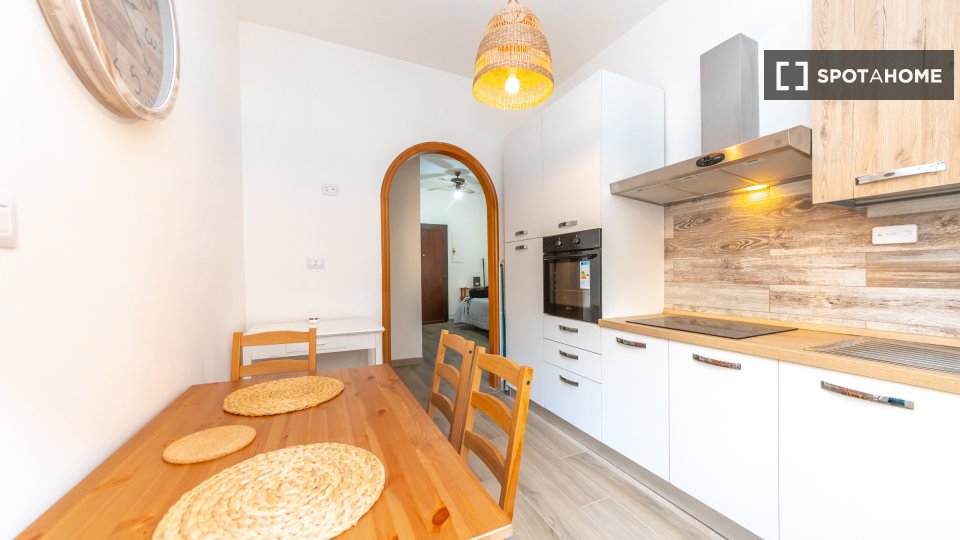 Double room Rome, 2 beds, 70m² — photo 4